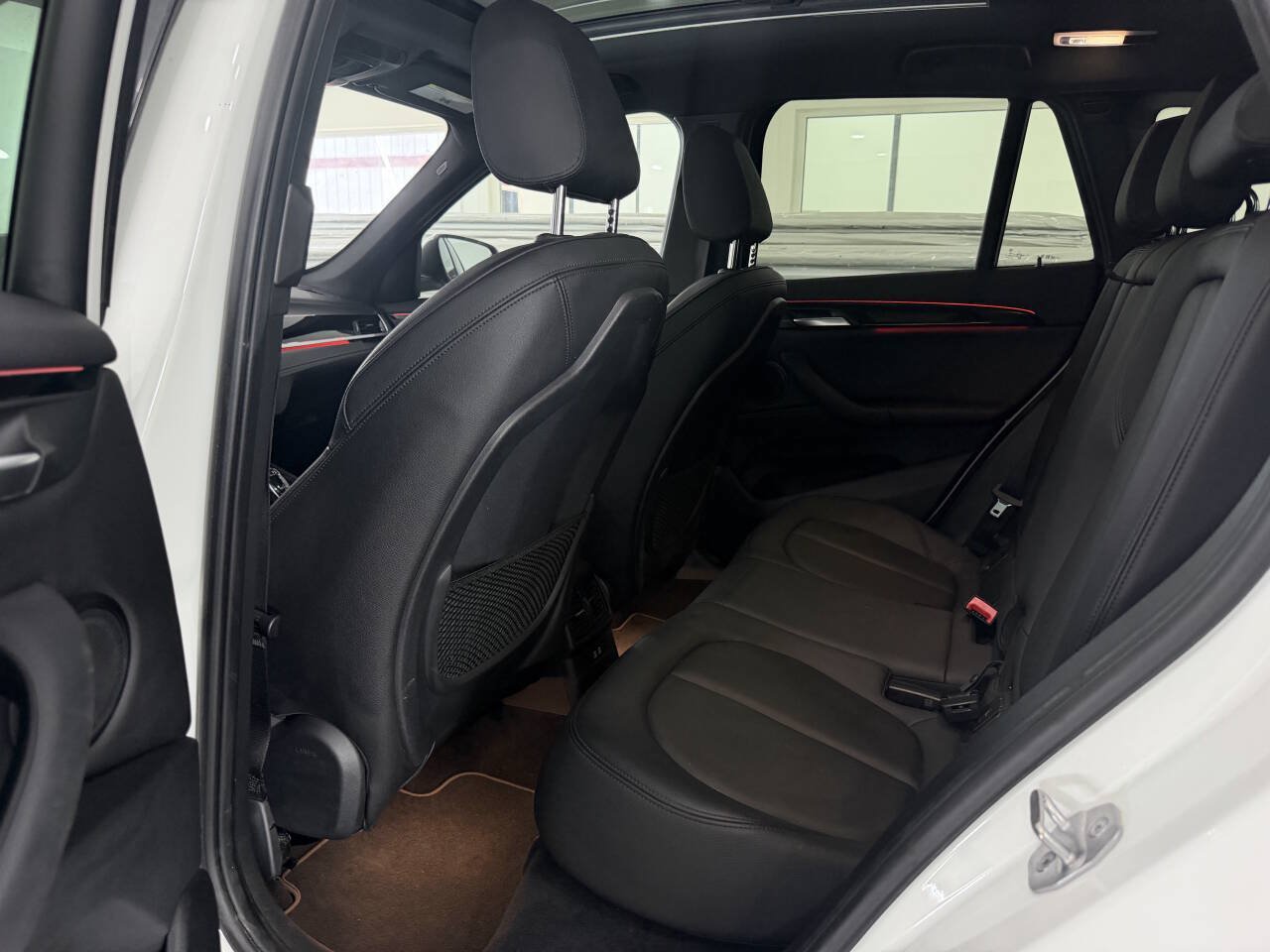 Used 2020 BMW X1 xDrive28i w/ Convenience Package AWD/4WD image 16