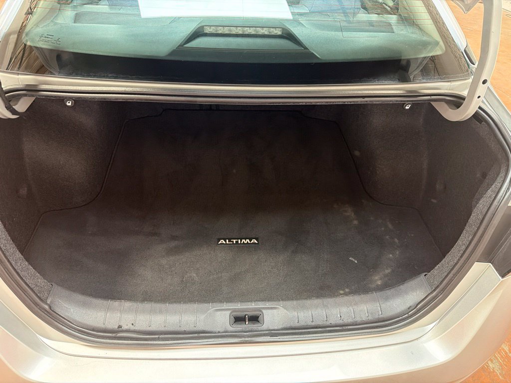 Used 2020 Nissan Altima 2.5 S FWD image 11
