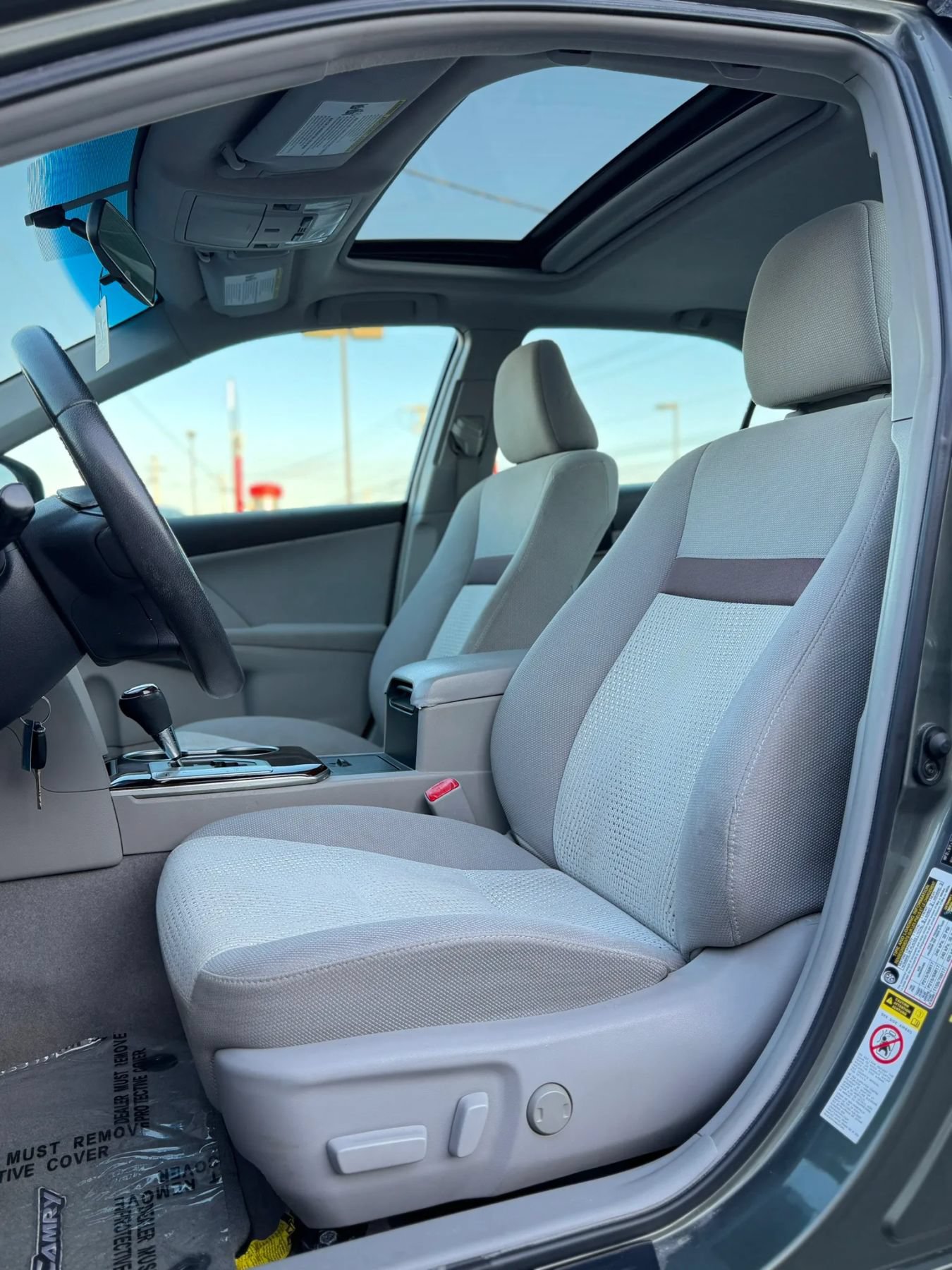 Used 2012 Toyota Camry XLE FWD image 6
