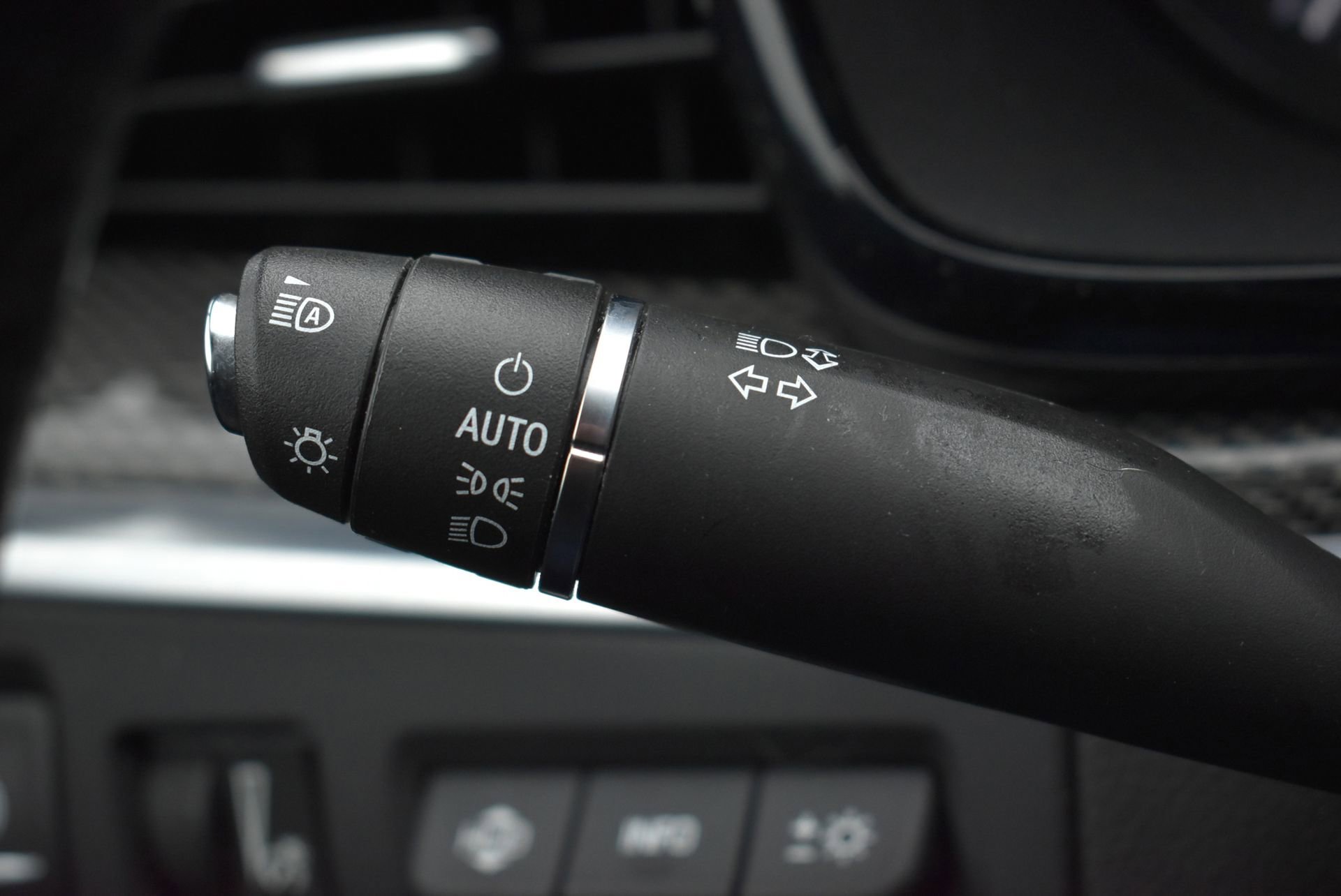 Used 2023 Cadillac XT5 Sportv w/ Technology Package image 23