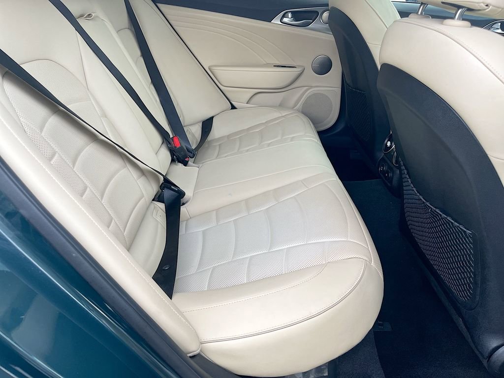 Used 2023 Kia Stinger GT2 AWD/4WD image 29