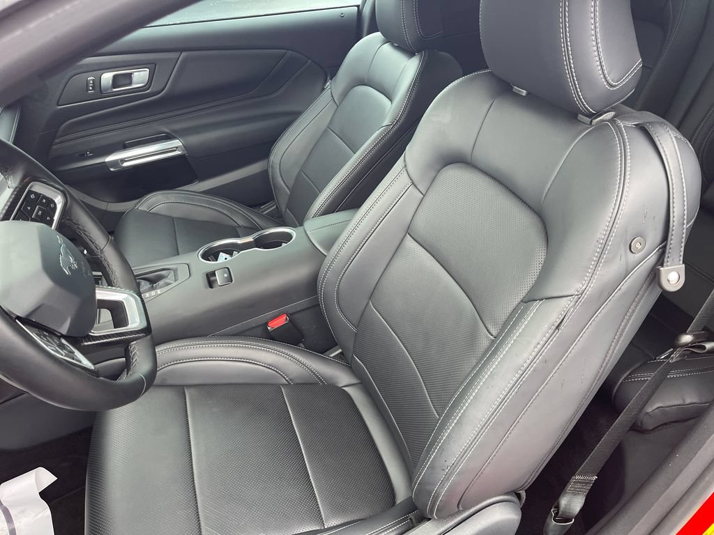 Used 2025 Ford Mustang GT Premium RWD image 13