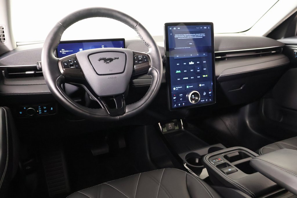 Used 2025 Ford Mustang Mach-E Select w/ Comfort Package Lite image 2