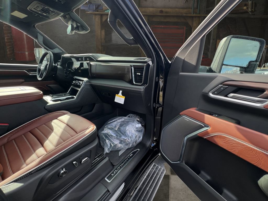 New 2026 GMC Sierra 3500 Denali Ultimate image 17