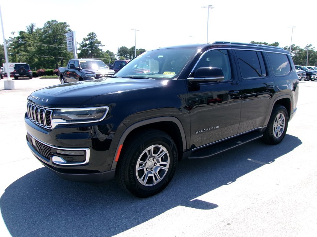 Used 2022 Jeep Wagoneer Series I w/ Convenience Group I AWD/4WD image 1