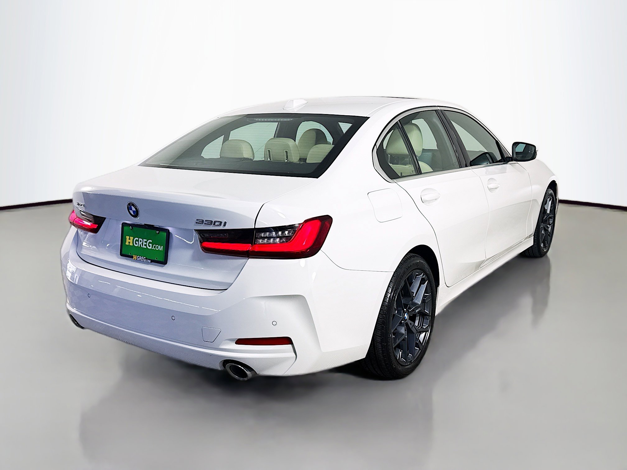 Used 2026 BMW 330i xDrive Sedan image 10