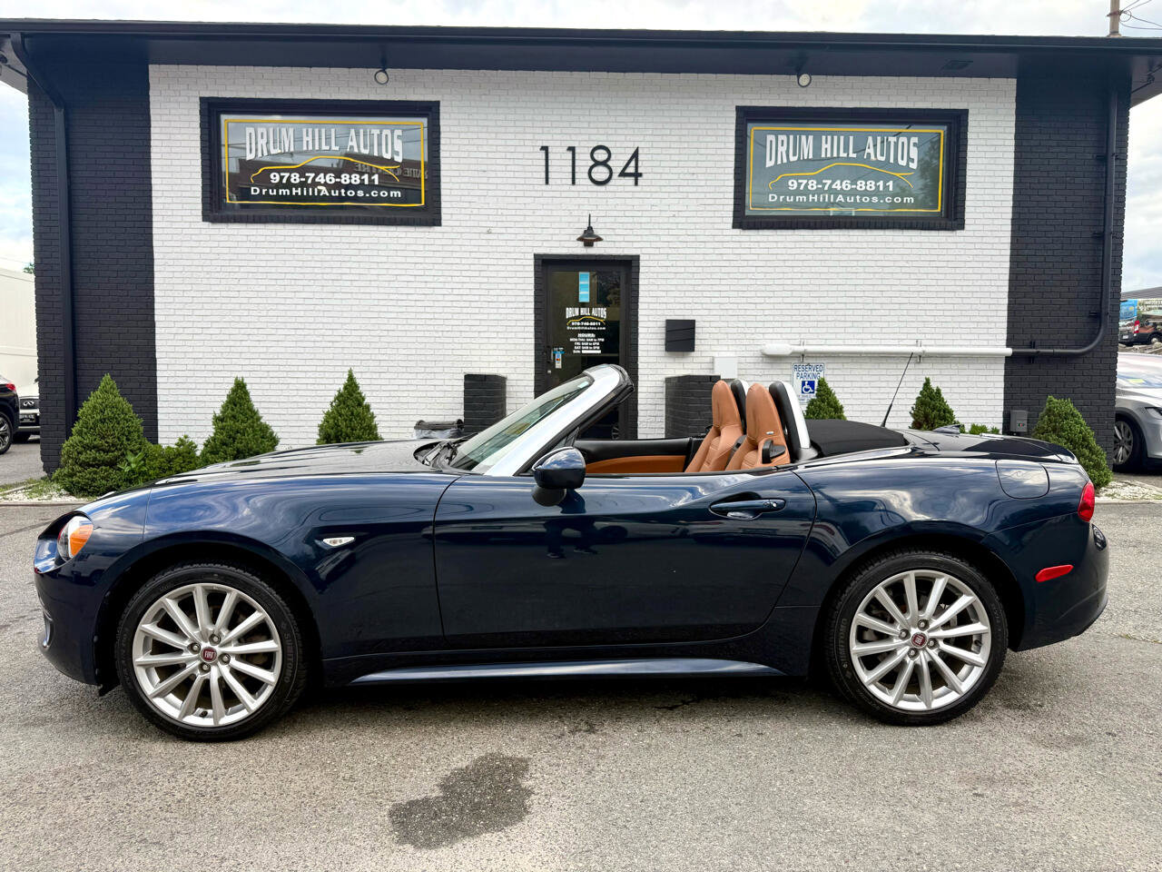 Used 2018 FIAT 124 Spider Lusso w/ Convenience Group image 24