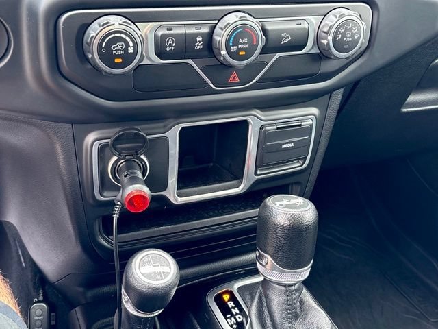 Used 2018 Jeep Wrangler Unlimited Sport AWD/4WD image 22