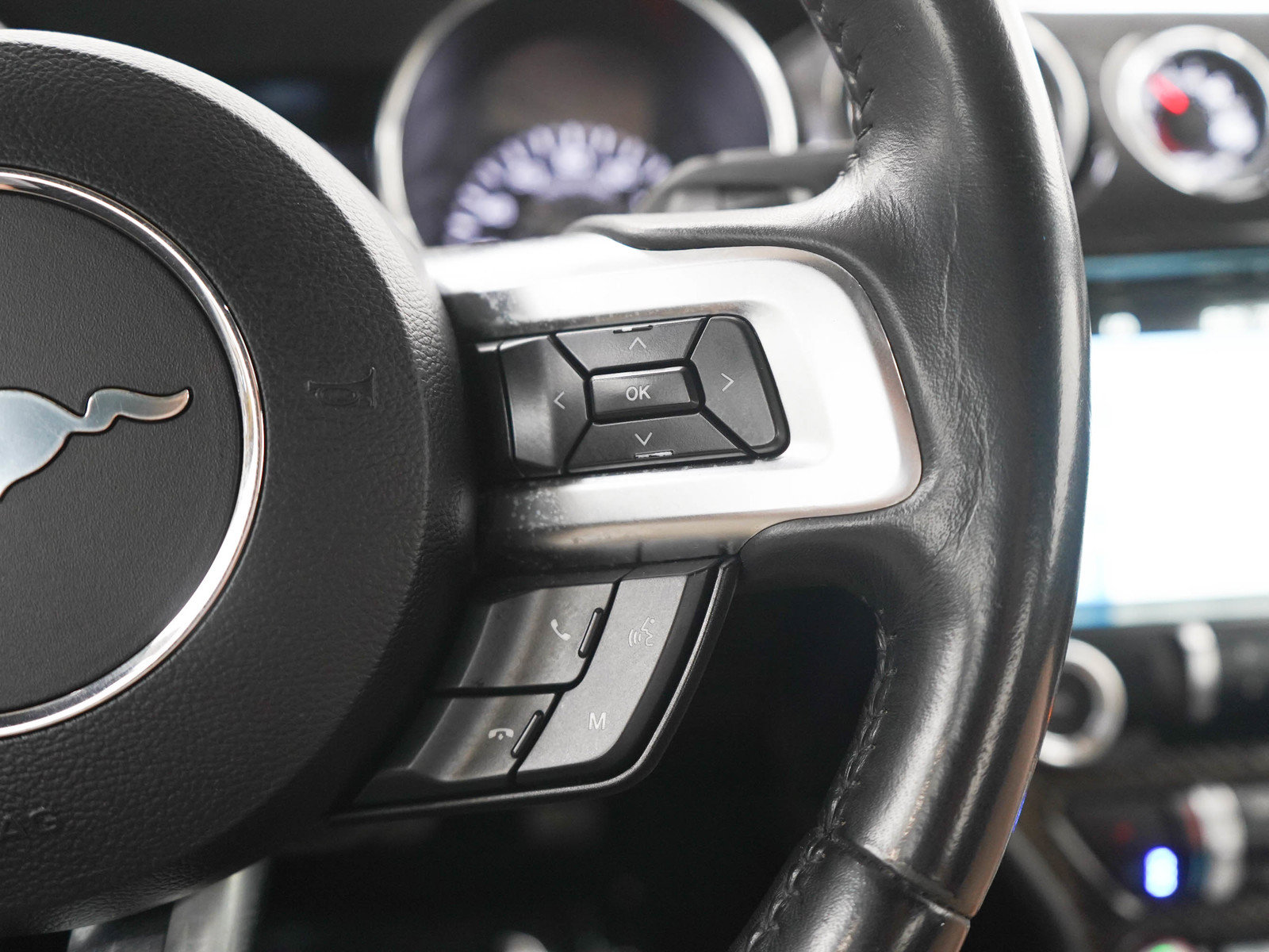 Used 2018 Ford Mustang GT Premium w/ GT Performance Package RWD image 26