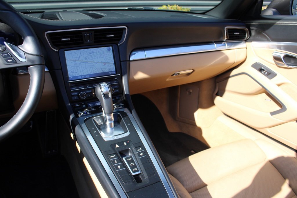Used 2016 Porsche 911 Carrera S image 25