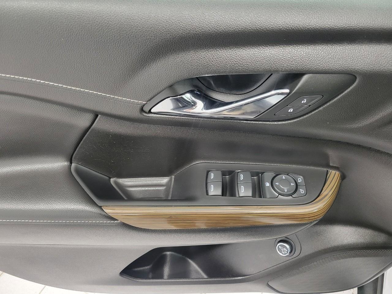 Certified 2023 GMC Acadia SLE w/ Driver Convenience Package image 28