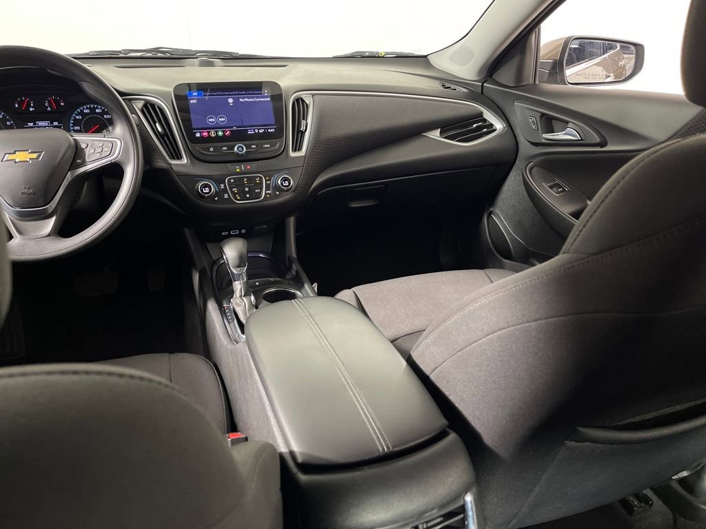 Used 2023 Chevrolet Malibu LT image 18