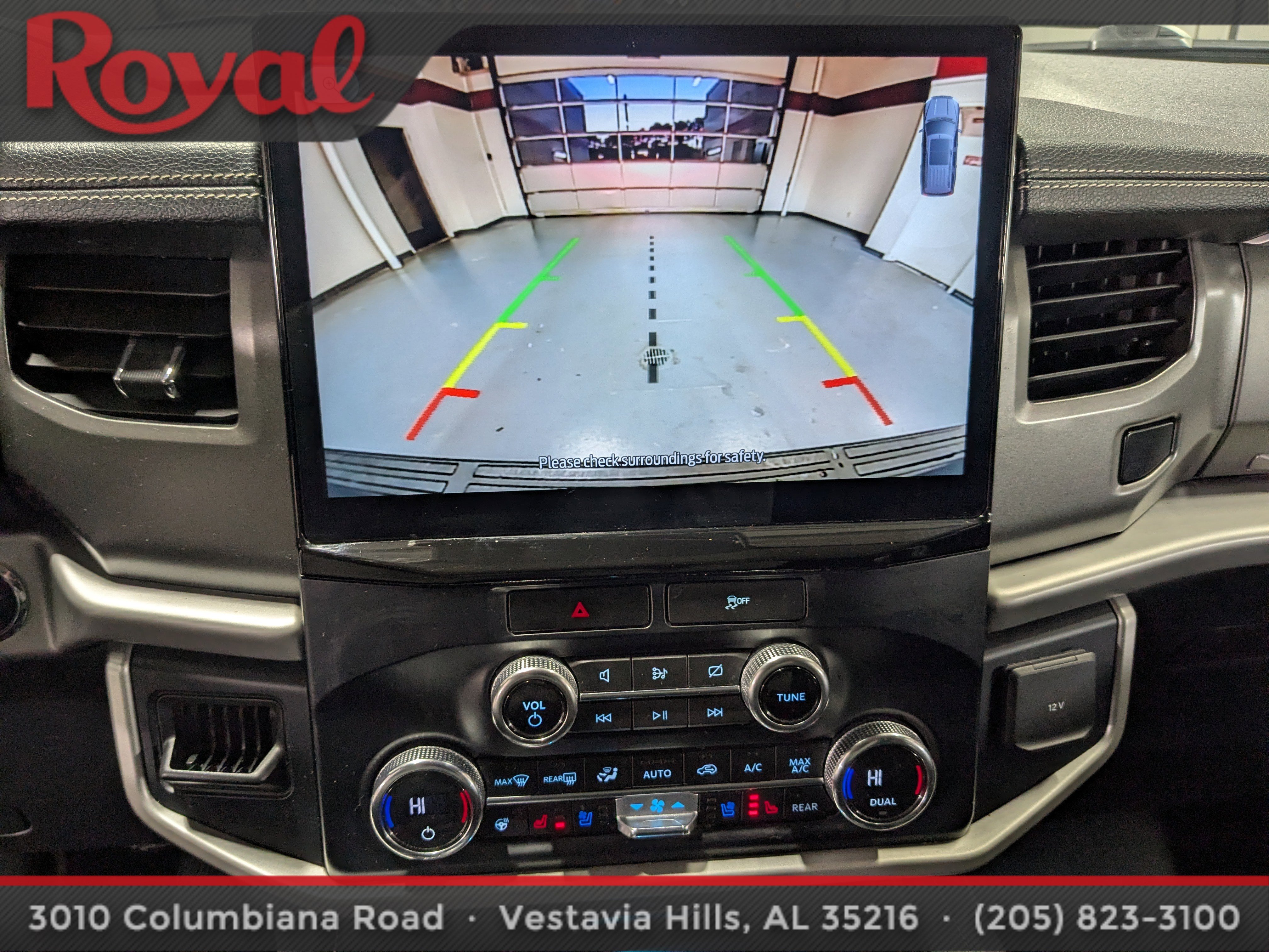 Used 2022 Ford Expedition XLT image 25