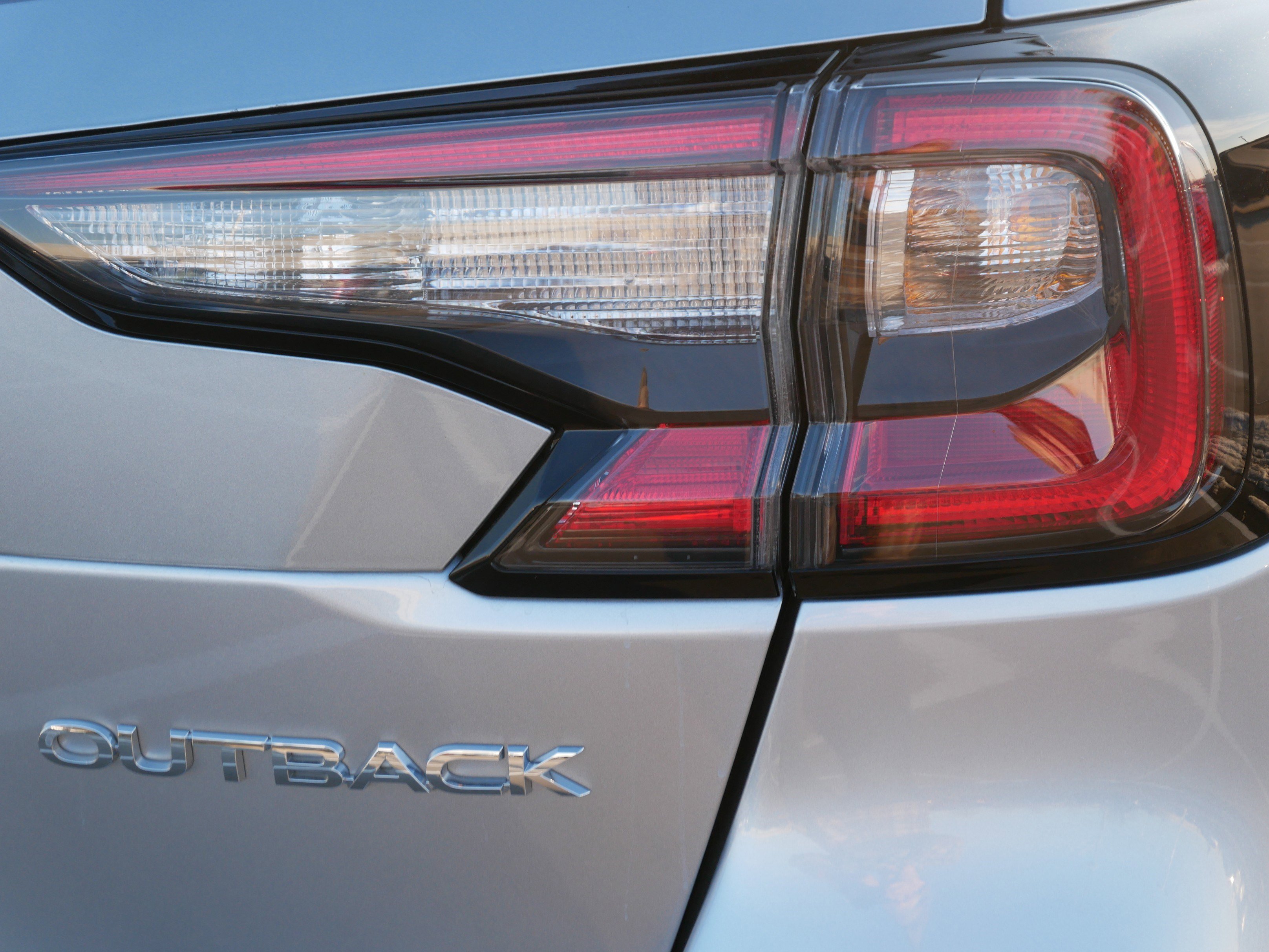 Certified 2025 Subaru Outback Premium image 17