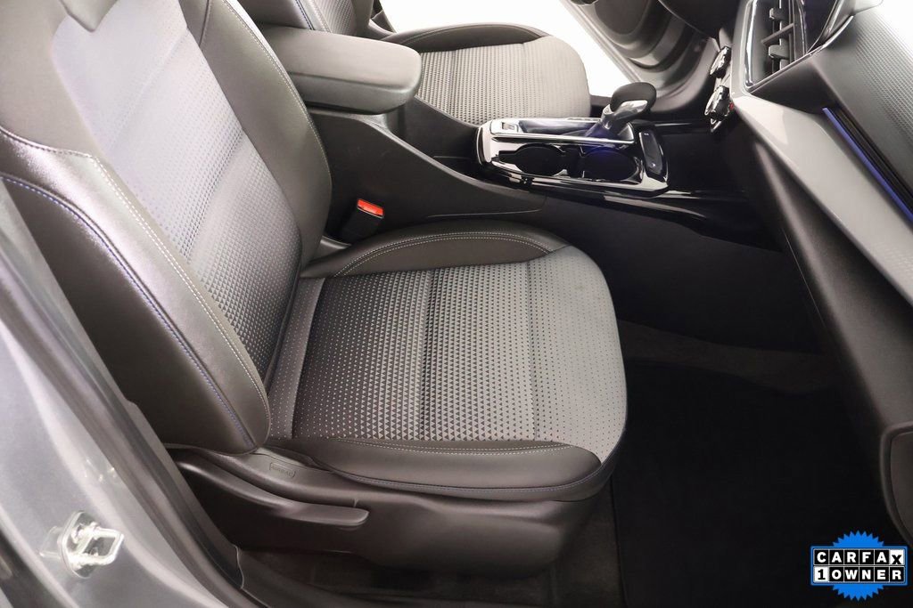 Used 2025 Chevrolet Trax LT w/ LT Convenience Package image 13