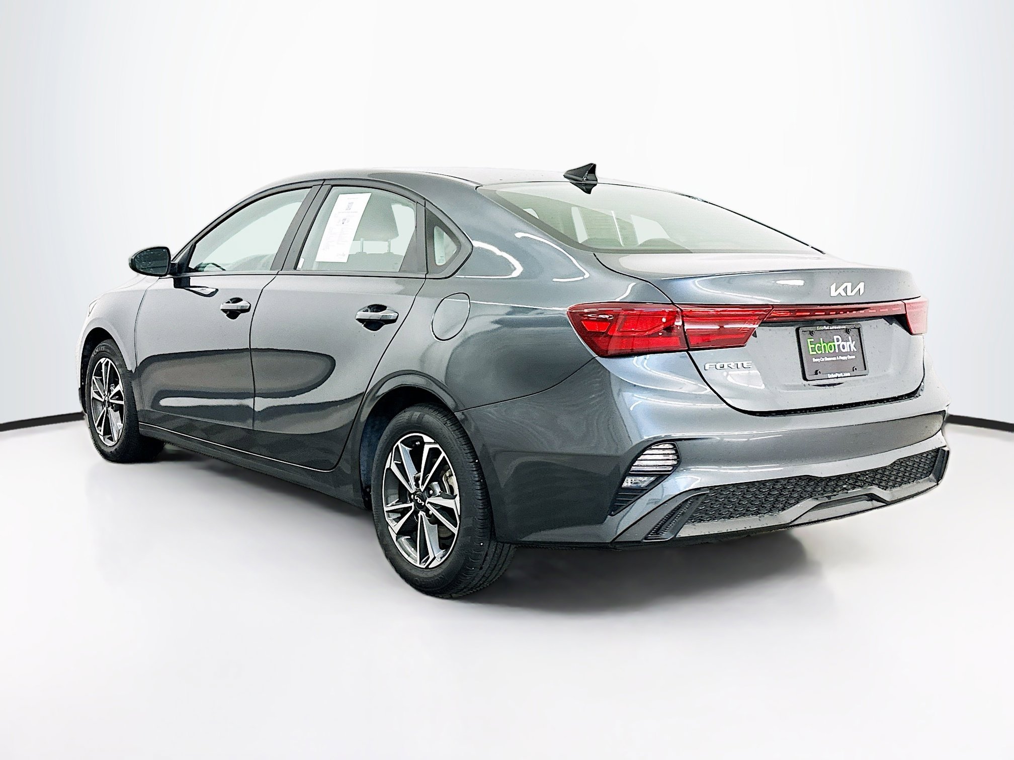 Used 2024 Kia Forte LXS image 5