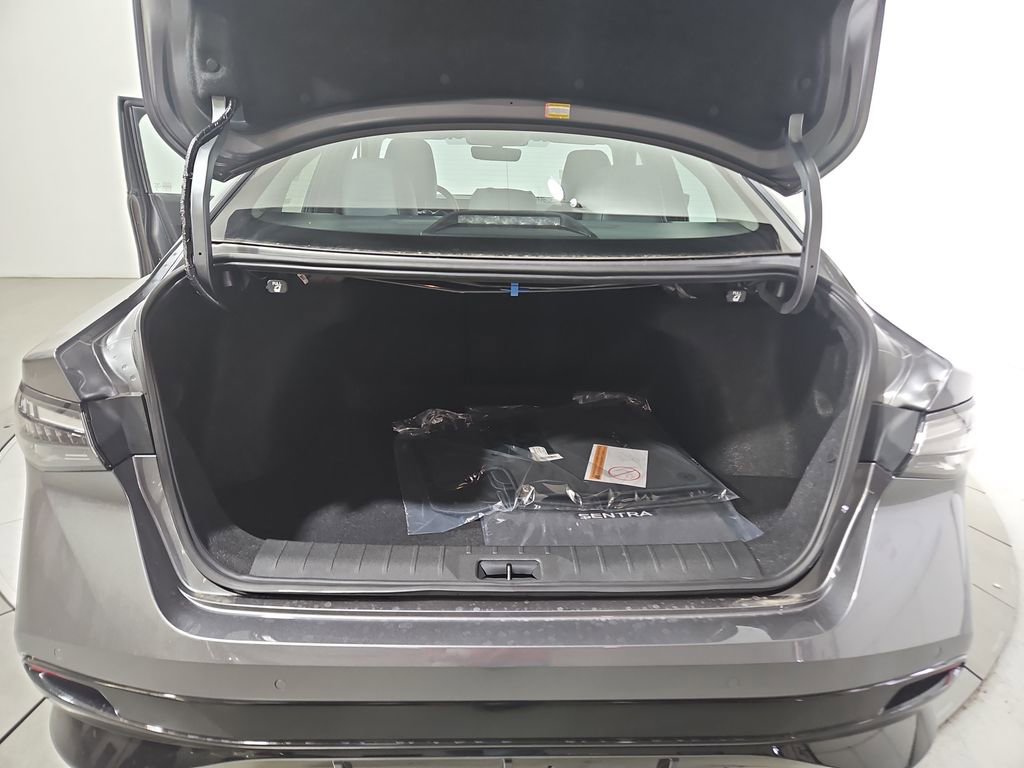 New 2026 Nissan Sentra SR image 22