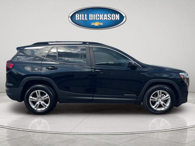 Used 2022 GMC Terrain SLE w/ Driver Convenience Package FWD image 11