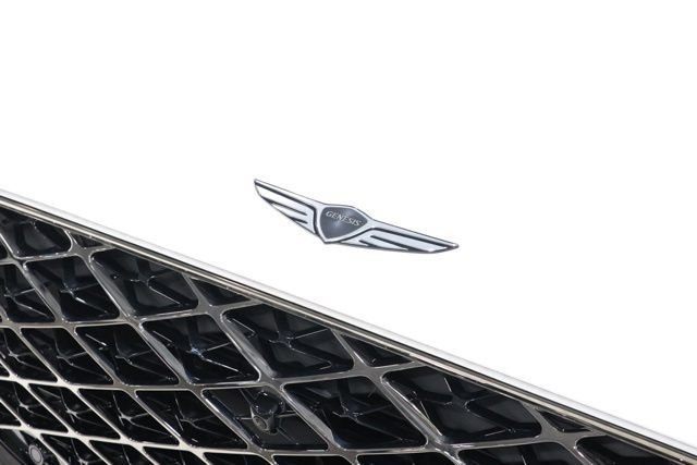 New 2026 Genesis GV70 2.5T Sport Prestige AWD/4WD image 10