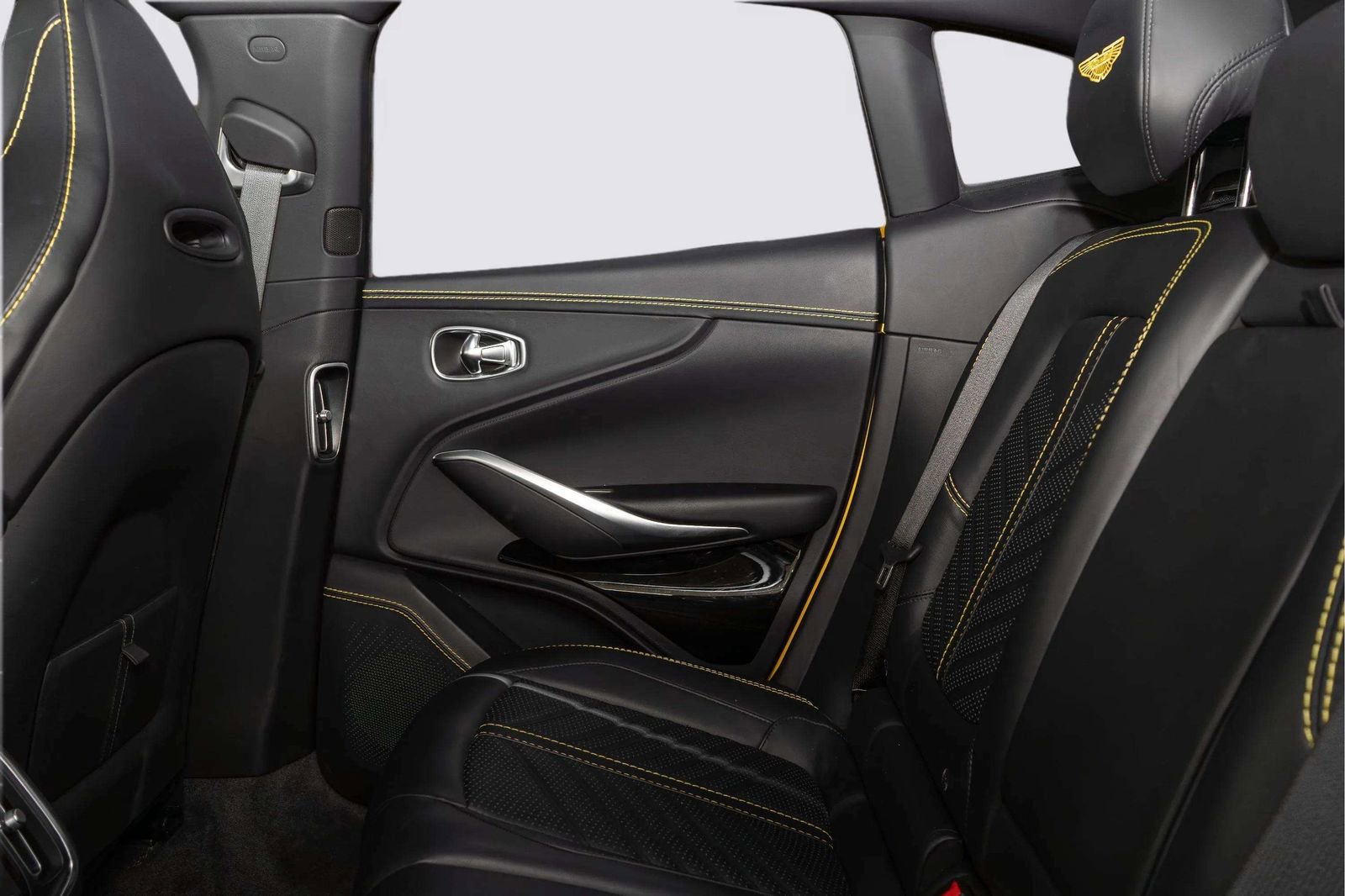 Used 2023 Aston Martin DBX 707 AWD/4WD image 40