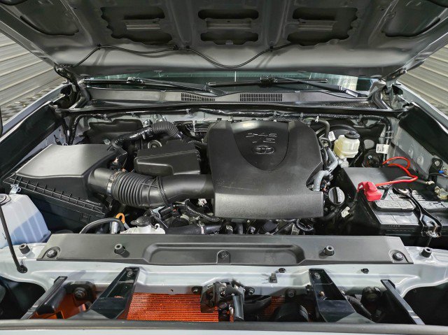 Used 2021 Toyota Tacoma TRD Sport w/ Technology Package AWD/4WD image 37