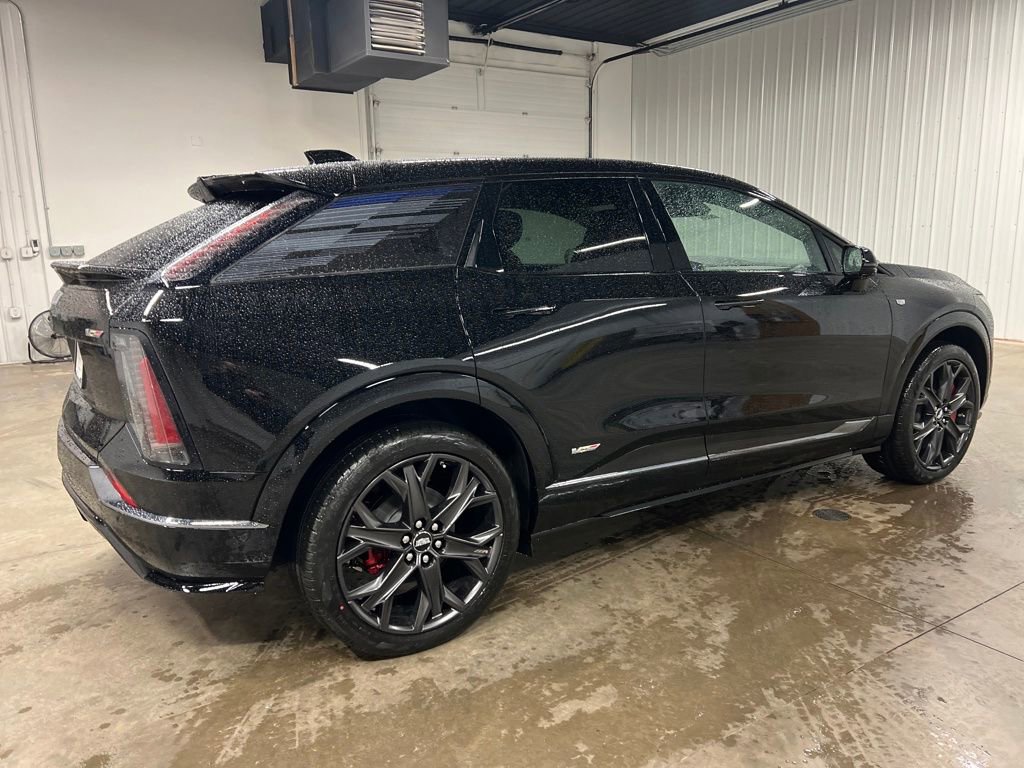 New 2026 Cadillac Optiq V image 8