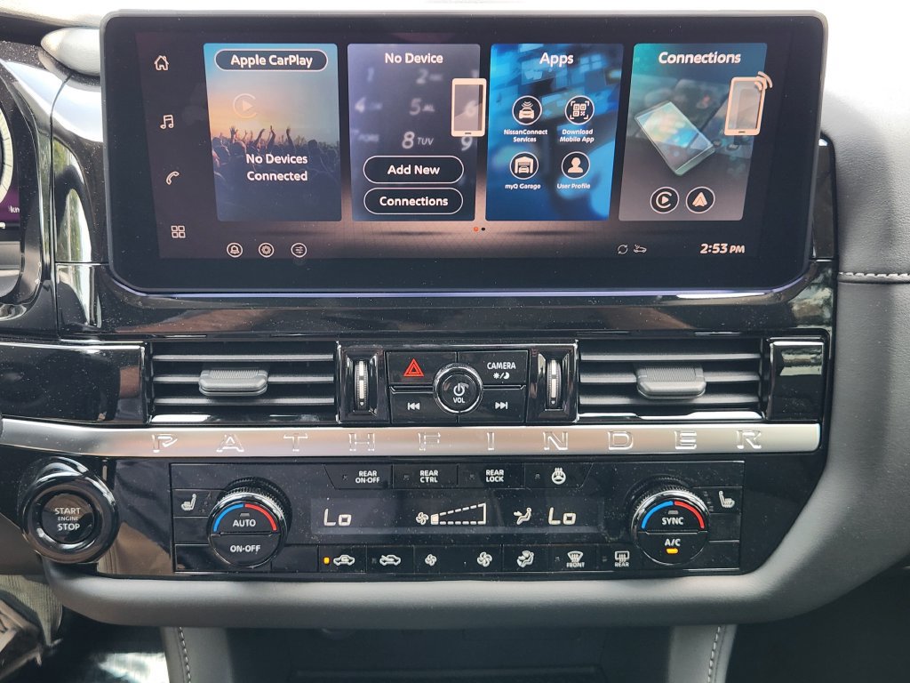 New 2026 Nissan Pathfinder SL AWD/4WD image 18