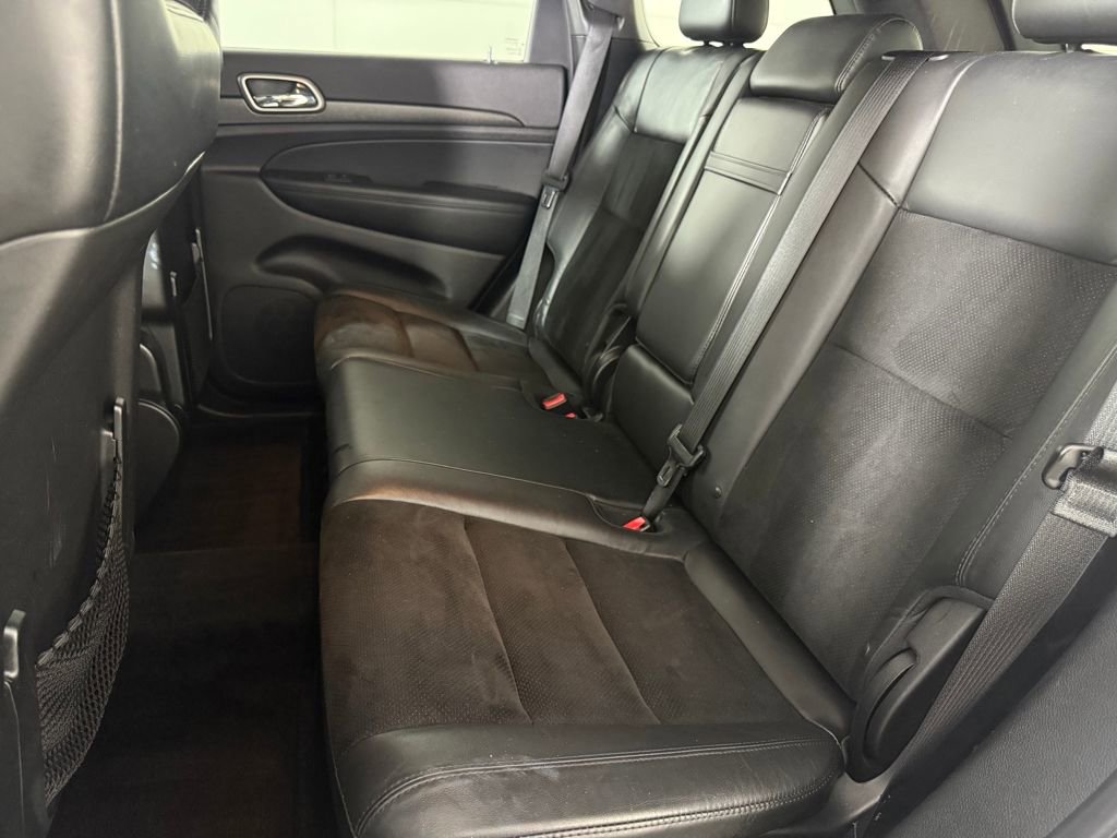 Used 2018 Jeep Grand Cherokee Laredo image 11