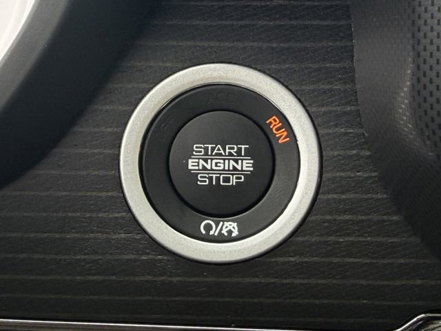 Used 2023 RAM 1500 Limited AWD/4WD image 21