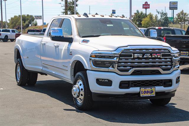 New 2025 RAM 3500 Limited image 5
