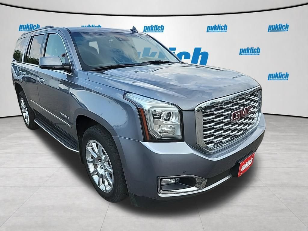 Certified 2018 GMC Yukon Denali w/ Open Road Package AWD/4WD image 7