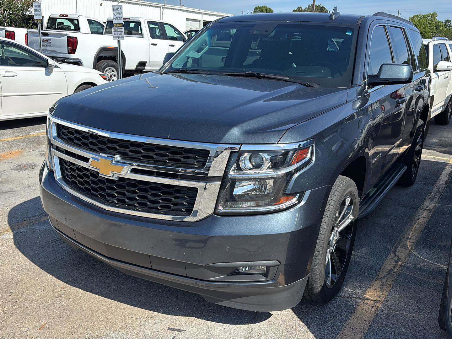 Used 2019 Chevrolet Tahoe LT image 3