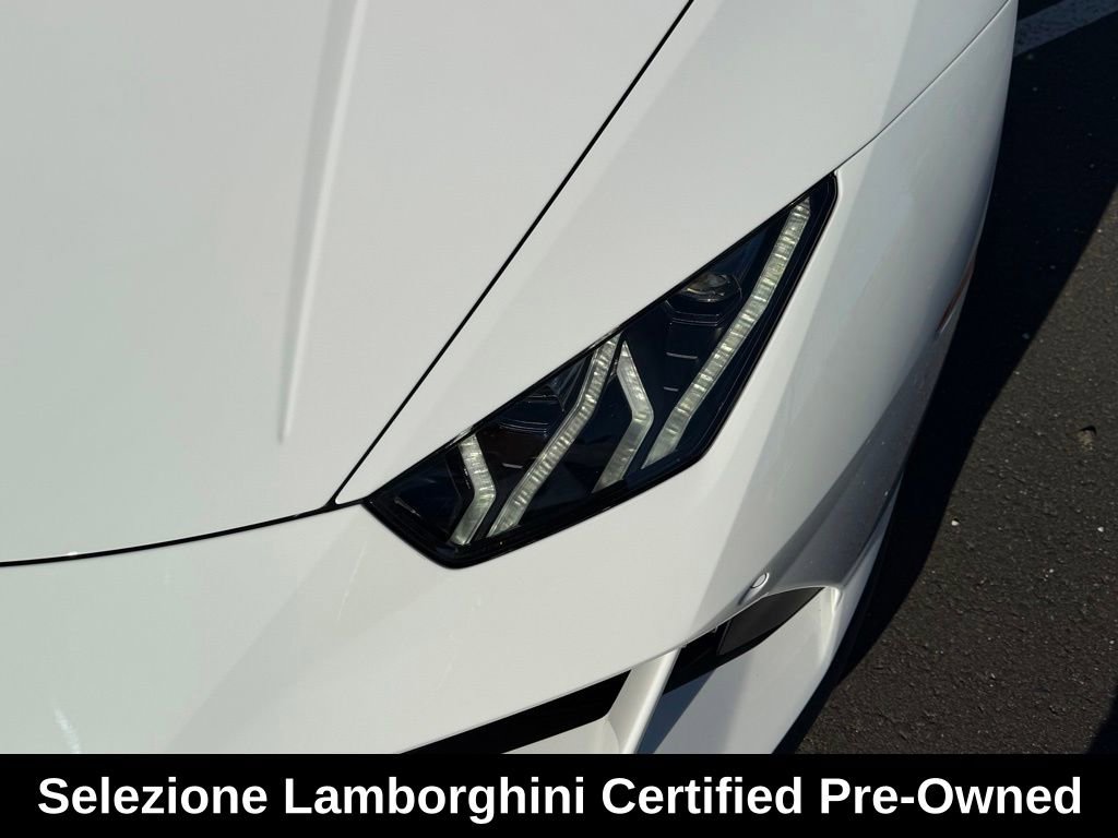 Used 2024 Lamborghini Huracan EVO image 13