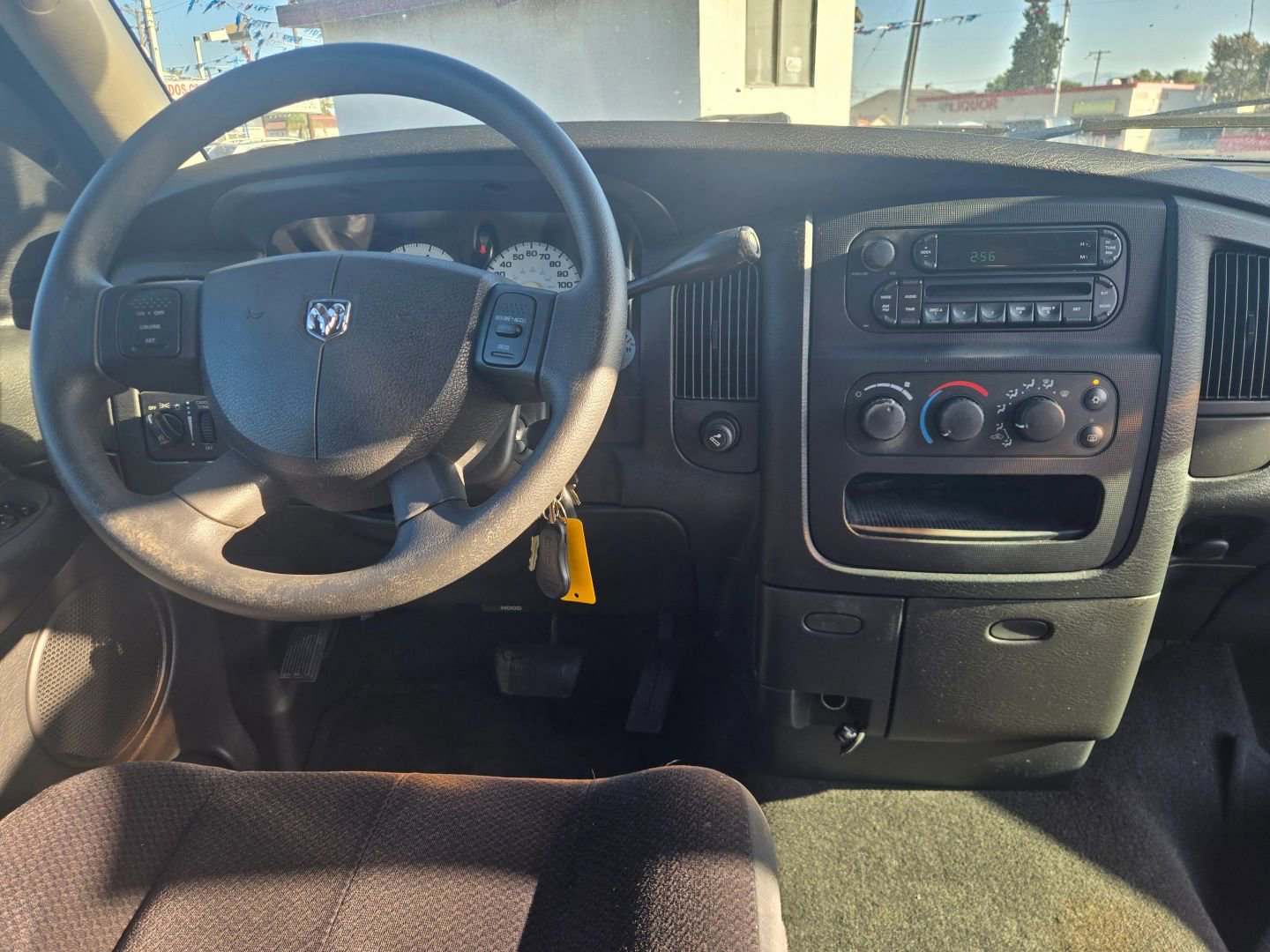 Used 2005 Dodge Ram 1500 Truck SLT image 19