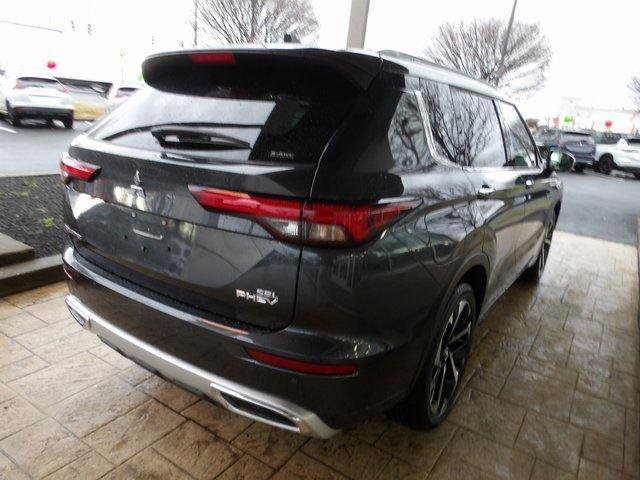 New 2025 Mitsubishi Outlander SEL image 7