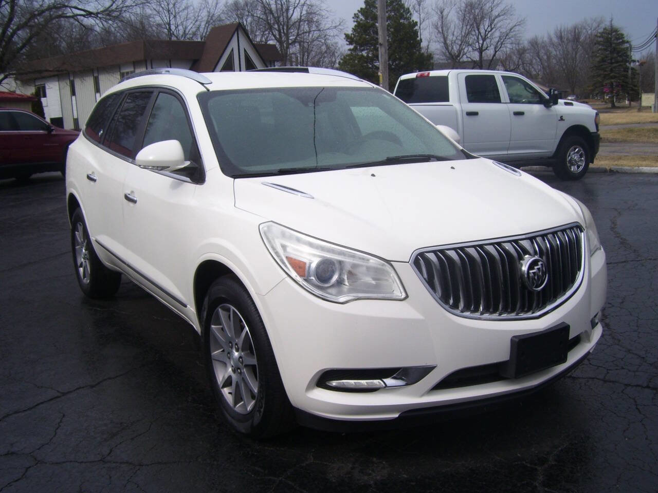 Used 2015 Buick Enclave Leather FWD image 4