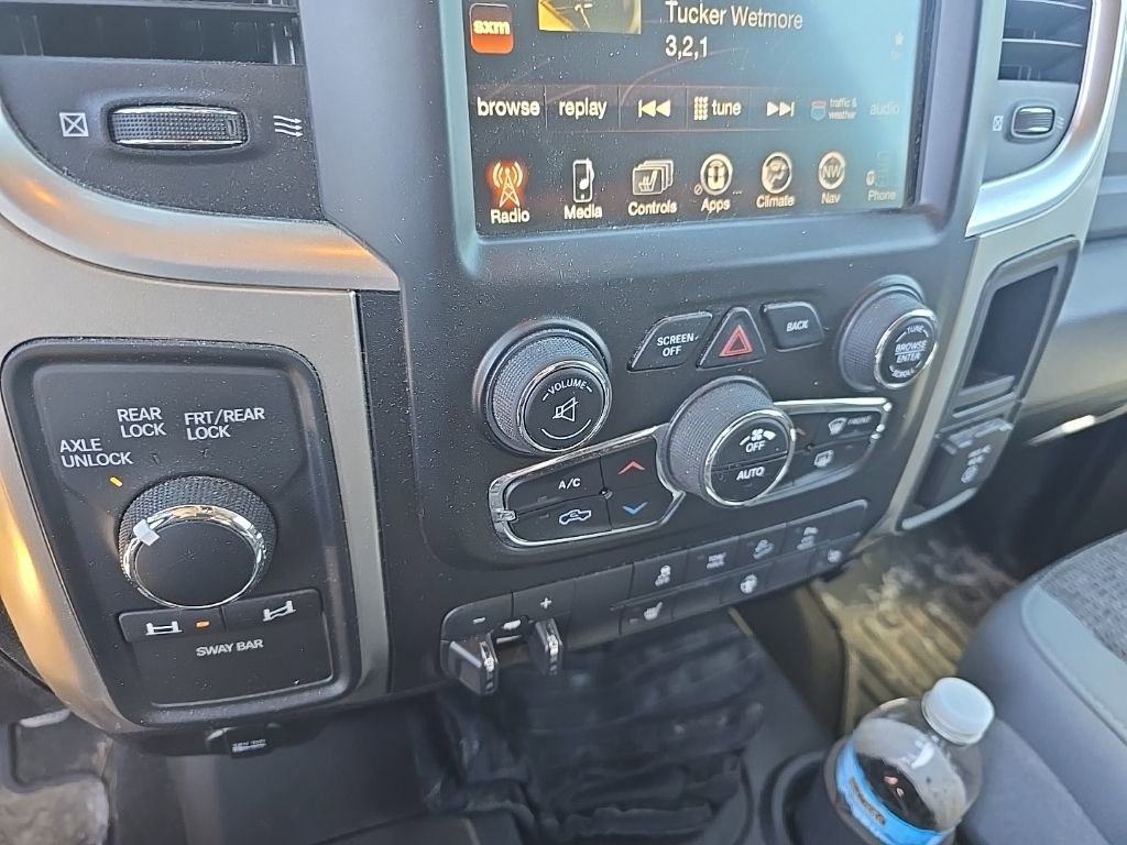 Used 2016 RAM 2500 Power Wagon w/ Luxury Group AWD/4WD image 4