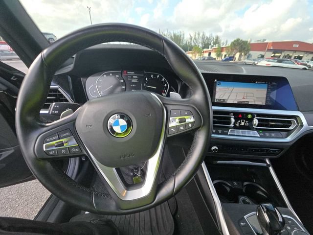 Used 2021 BMW 330i Sedan w/ Driving Assistance Package RWD image 9