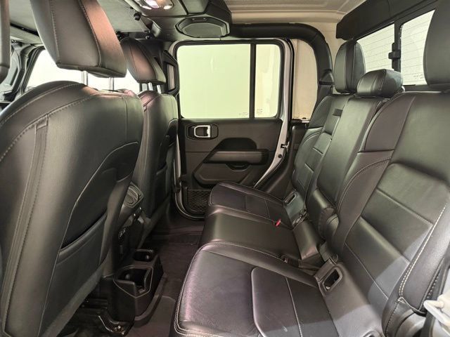 Used 2020 Jeep Gladiator Overland AWD/4WD image 22