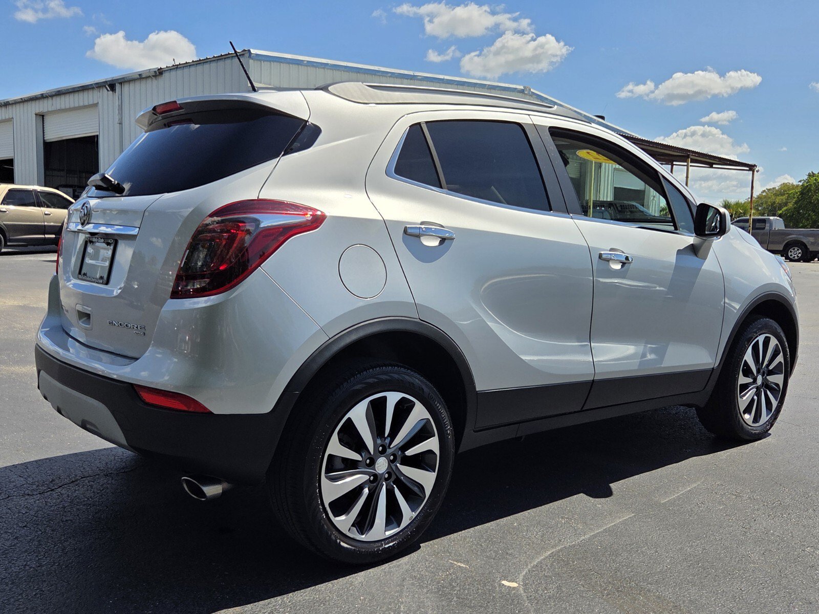 Used 2022 Buick Encore Preferred w/ Safety Package AWD/4WD image 5