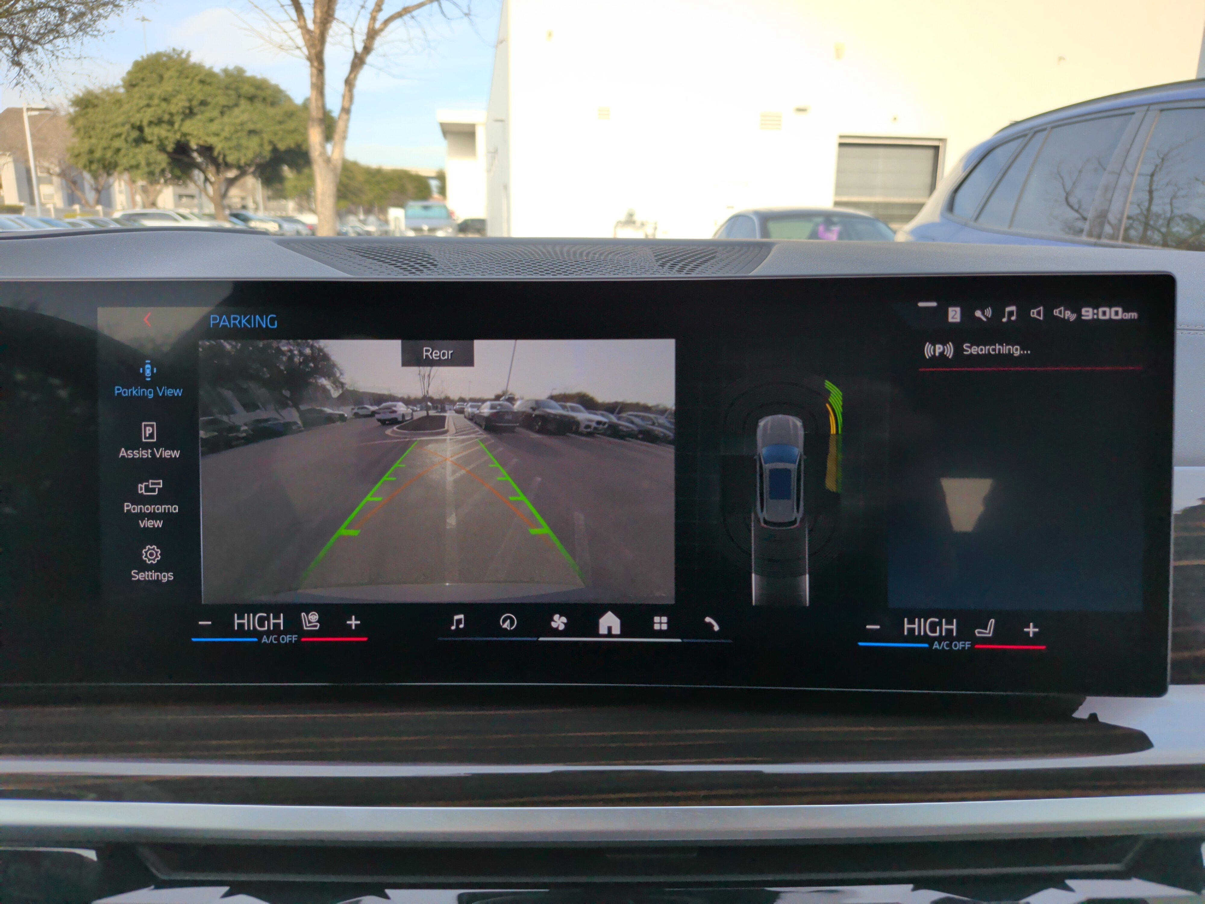 Certified 2025 BMW X5 M60i w/ Climate Comfort Package image 18