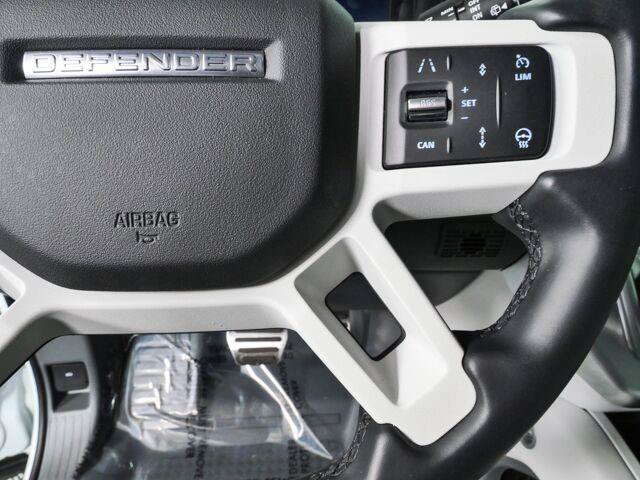 Used 2025 Land Rover Defender 110 X-Dynamic SE AWD/4WD image 11