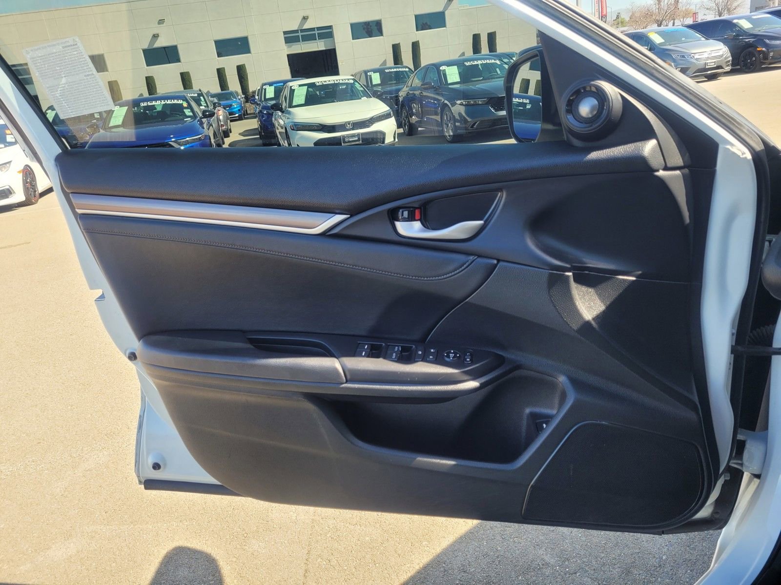 Used 2021 Honda Civic Touring image 17