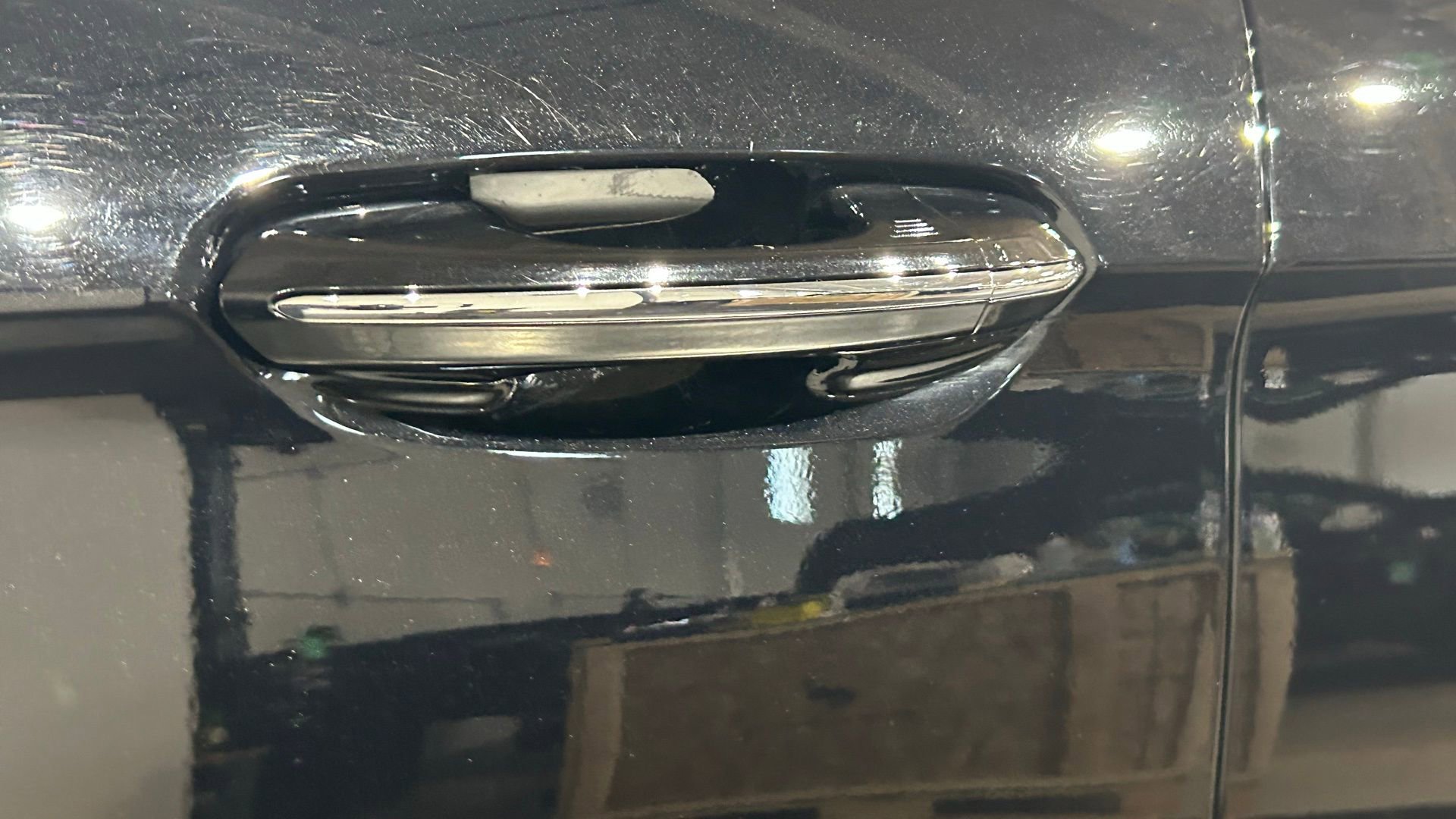 Used 2019 Ford Edge Titanium AWD/4WD image 18