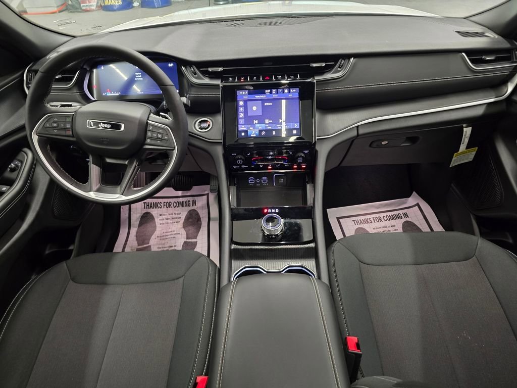 Used 2024 Jeep Grand Cherokee L Laredo w/ Luxury Tech Group I image 34