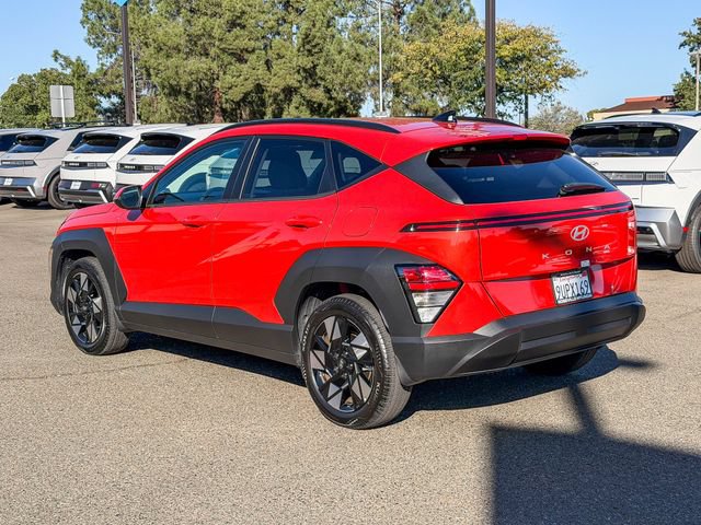 Certified 2025 Hyundai Kona SEL FWD image 2
