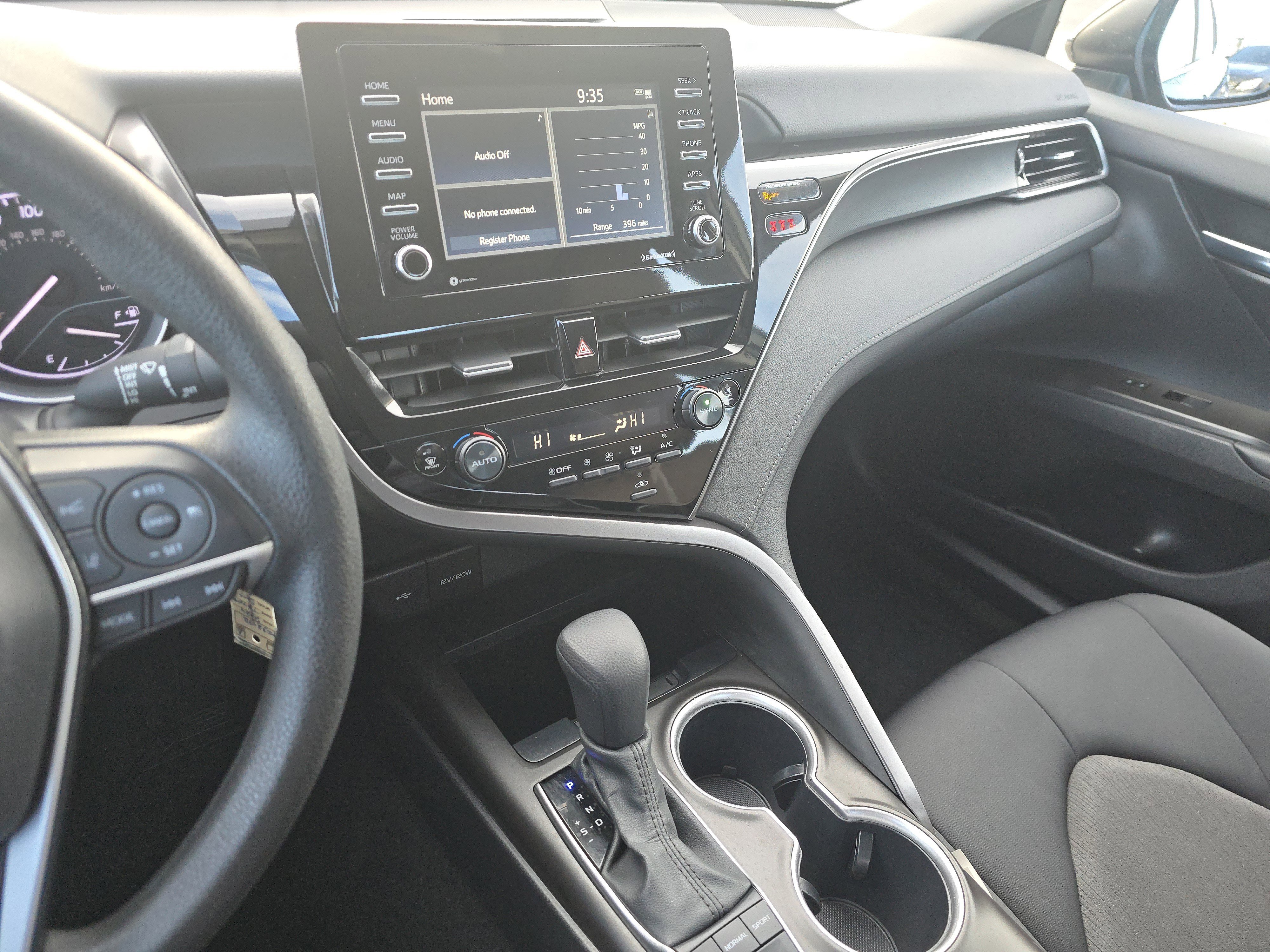 Used 2024 Toyota Camry LE image 21