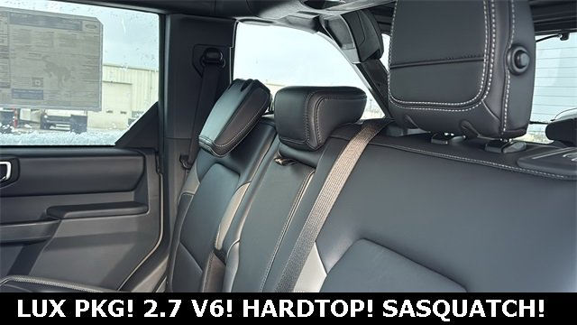 New 2025 Ford Bronco Outer Banks w/ Sasquatch Package image 23