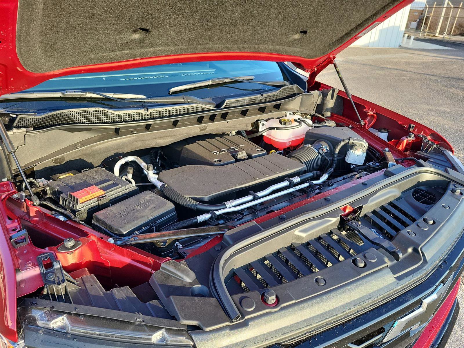 New 2025 Chevrolet Silverado 1500 LT Trail Boss w/ Dark Appearance Package image 27