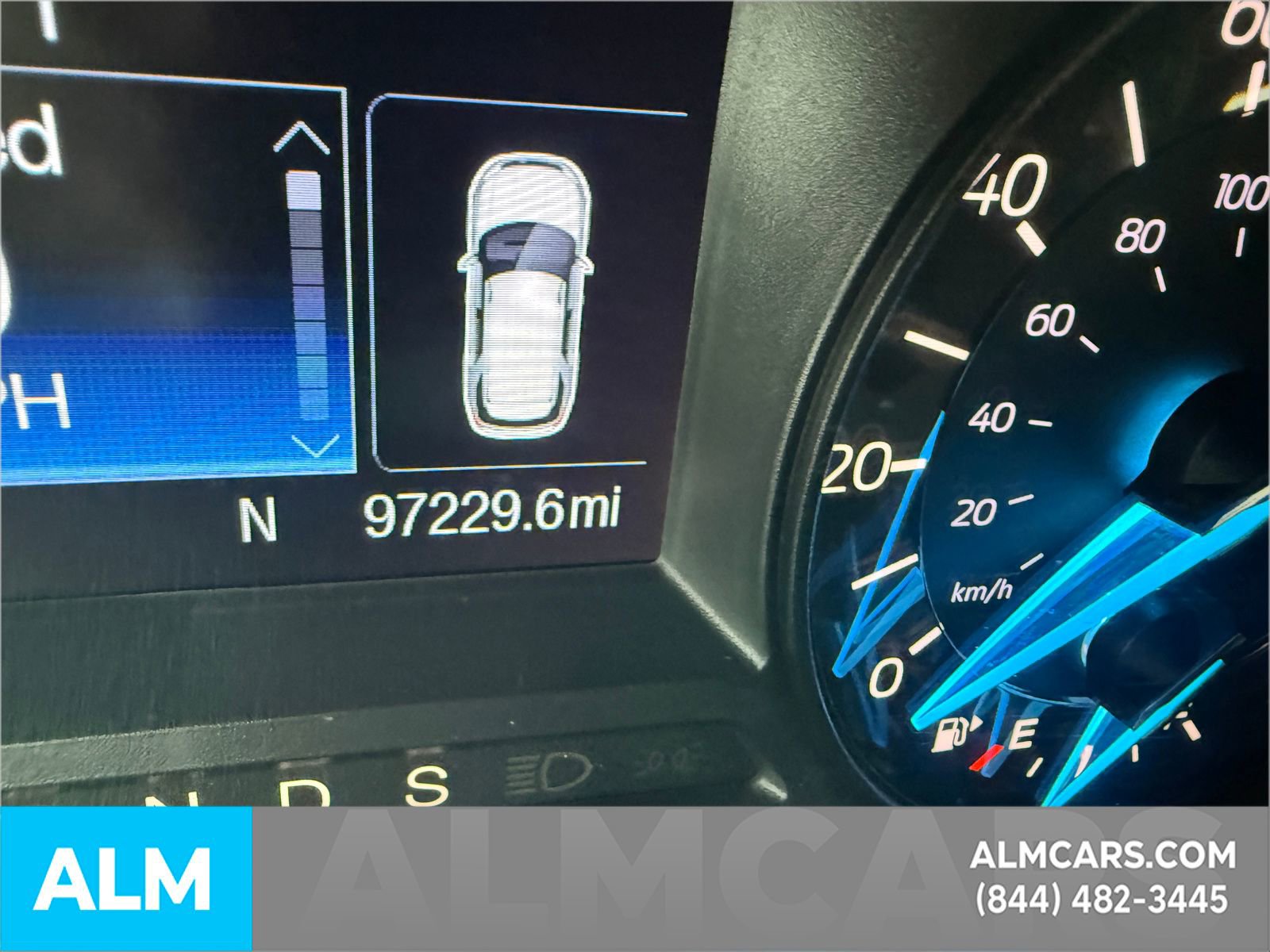 Used 2016 Ford Explorer XLT image 32